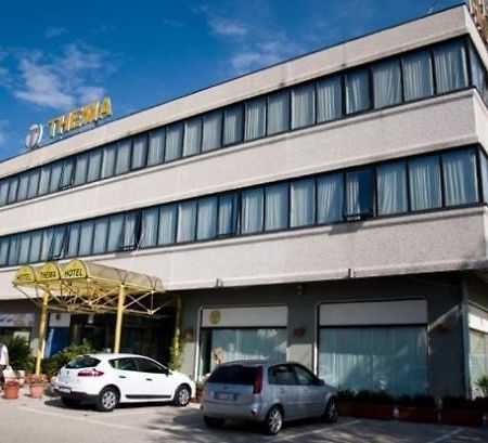 Hotel Thema Rocca San Giovanni Exterior foto